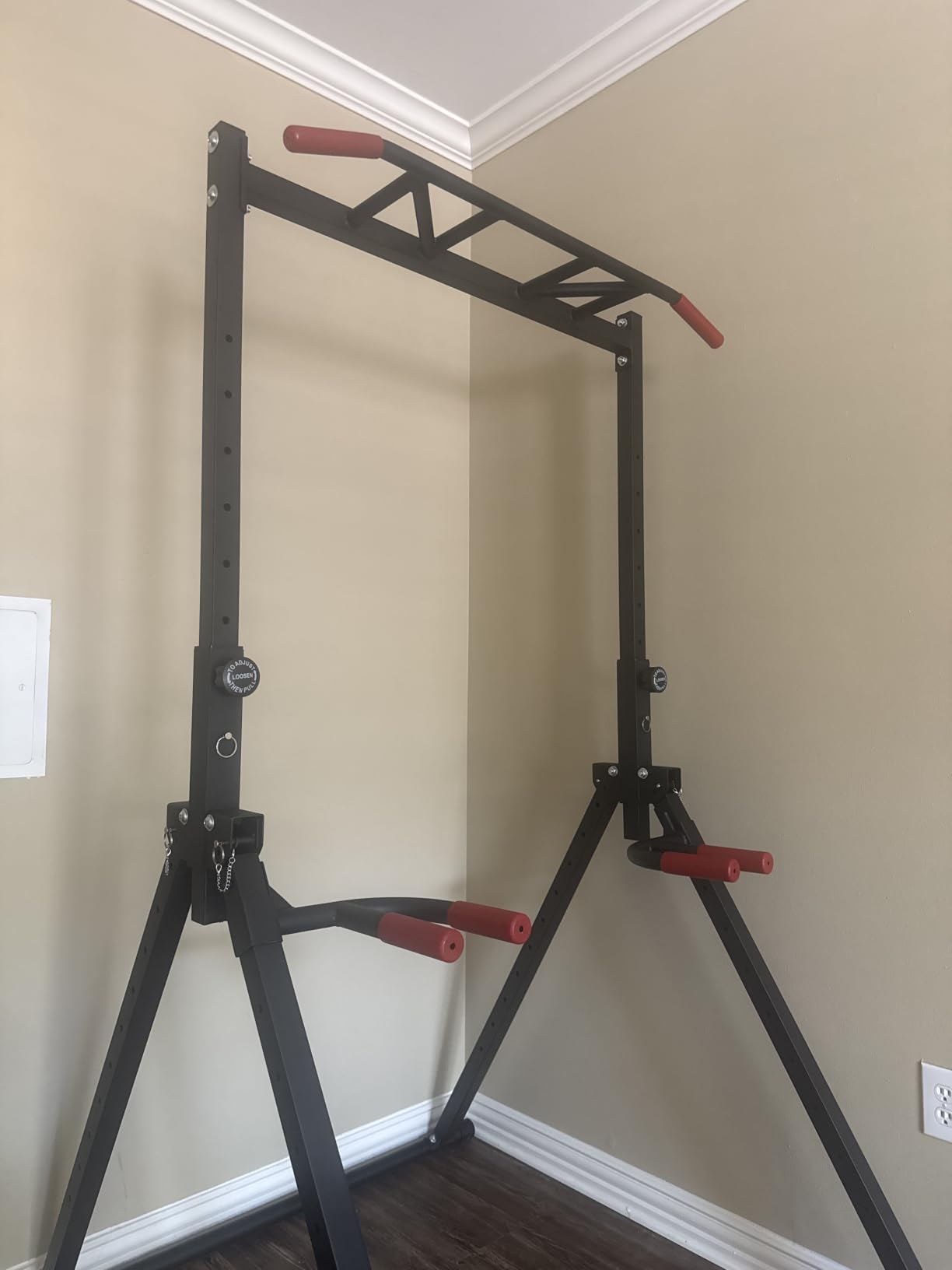SERTT Foldable Power Tower Dip Station for Pull Ups, Dips & Push Ups, Upgraded Free Standing Pull Up Bar Station, Multi-function Workout Equipment for Home Gym Strength Training, Support 440LBS customer photo 1