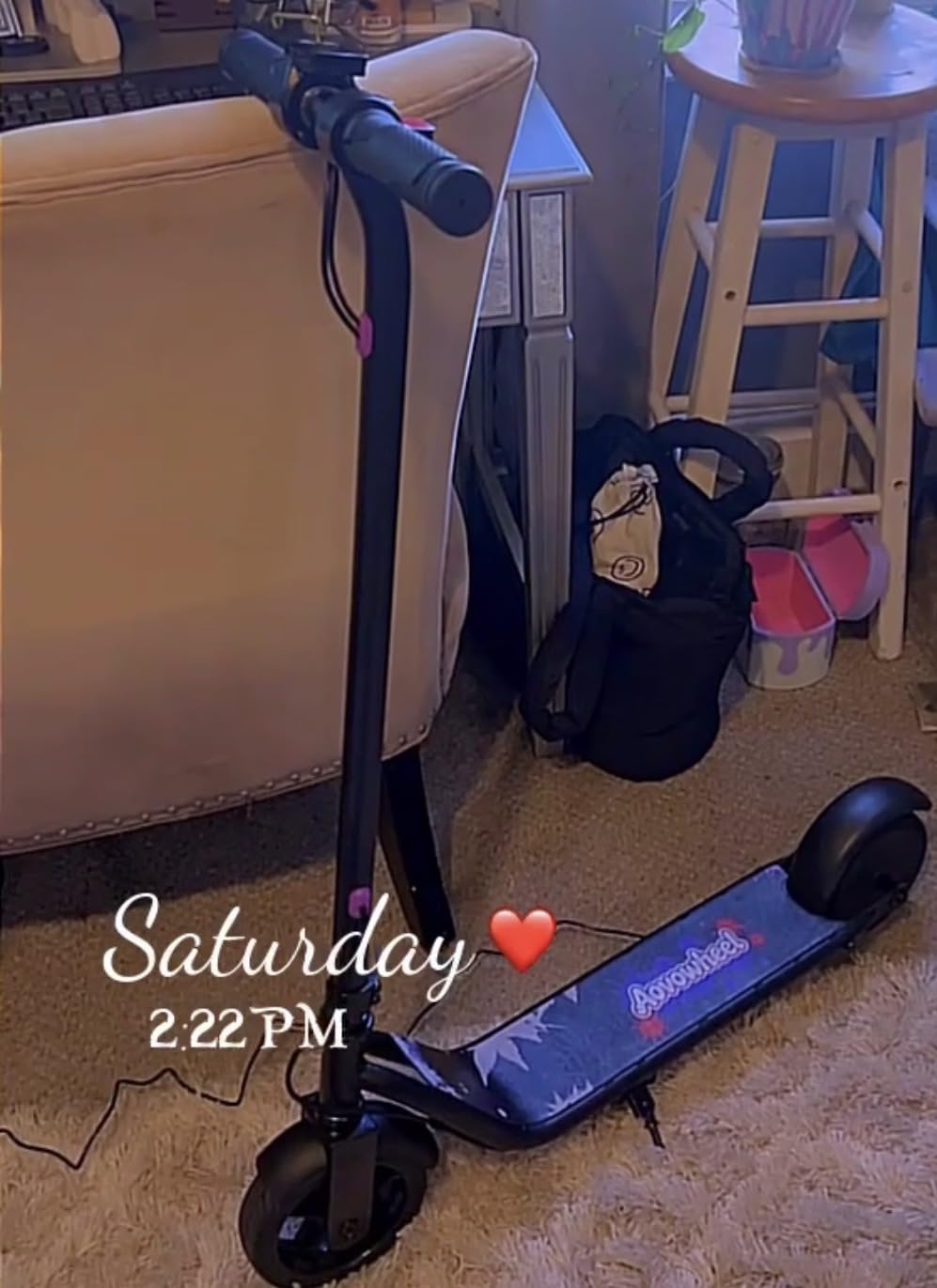Aovowheel Electric Scooter for Adults, Folding E Scooter Commuting Scooters customer photo 2