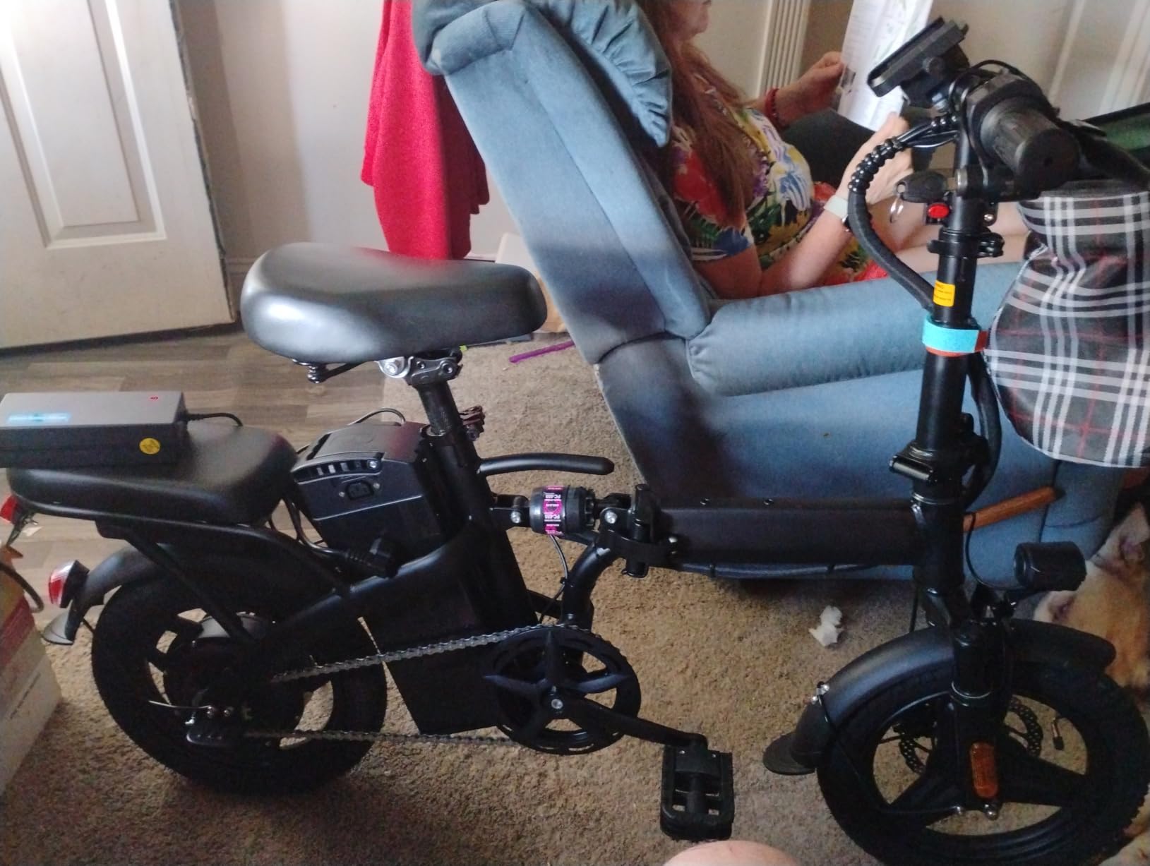 Electric Bike for Adults, 1200W Peak Motor Commuter Ebike, 20-28MPH Speed, 32 Miles Range, Removable Waterproof Battery, Dual Disc Brakes Electric Bicycle, UL 2849 Certified customer photo 1