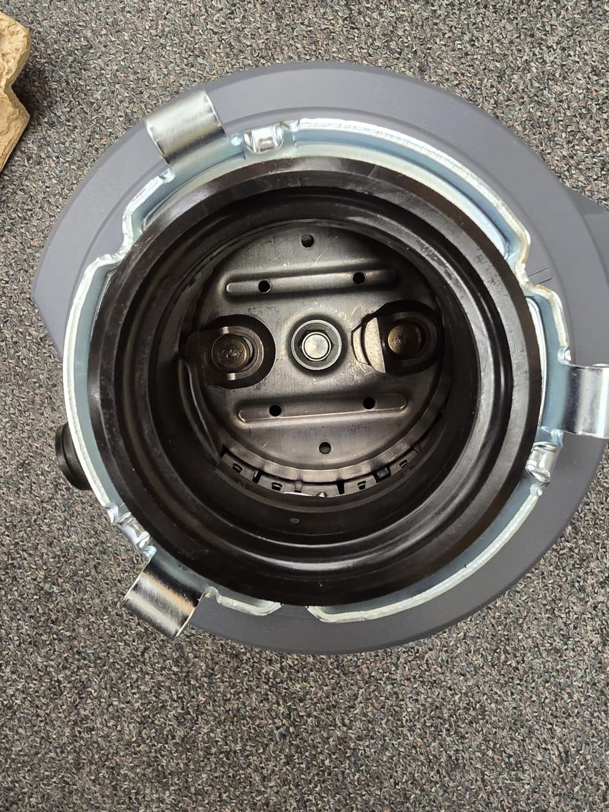 INSINKERATOR Evolution 1.0HP LED Garbage Disposal & Antimicrobial Flange, Advanced Series, Continuous Feed Food Waste Disposer customer photo 2