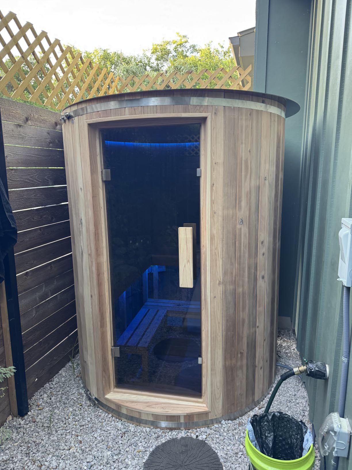 4 Person Outdoor Vertical Barrel Sauna, Cedar Wood Traditional Sauna | Premium cedar wood construction, 6KW Harvia electric heater, backyard-ready design for garden and home outdoor relaxation customer photo 2