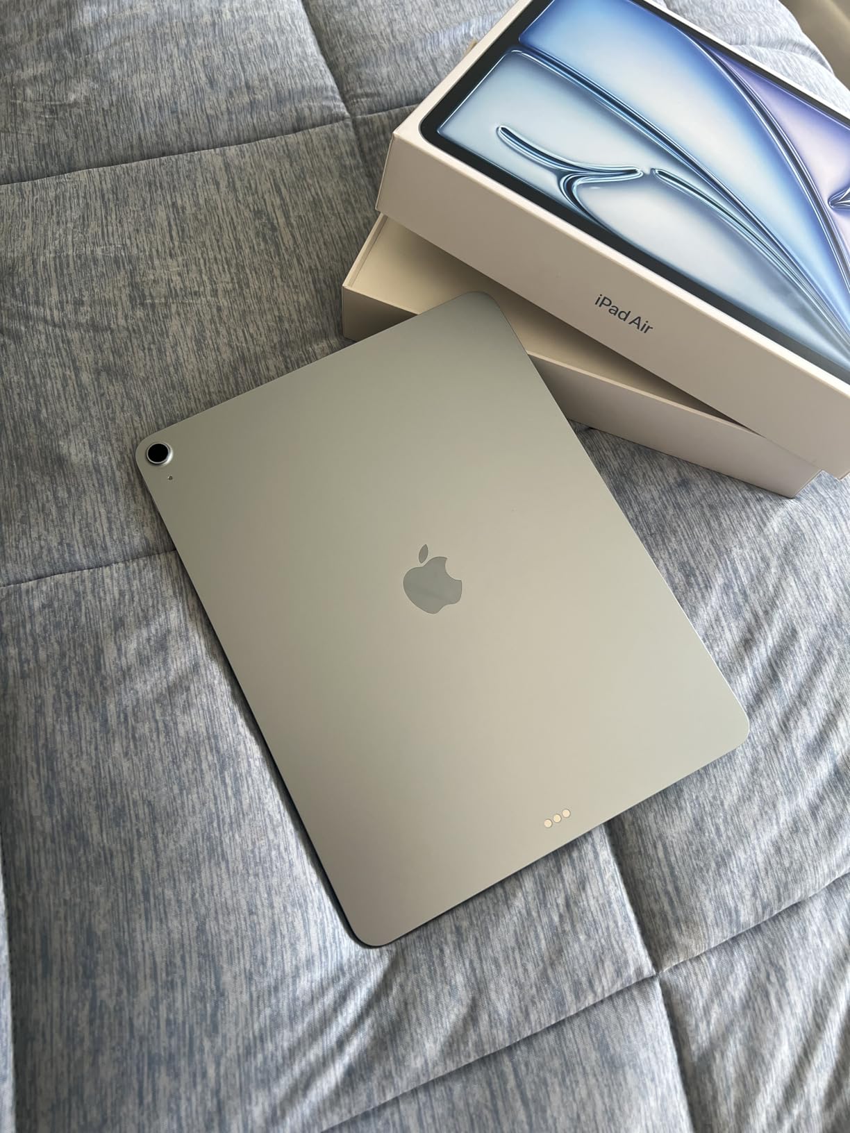 Apple iPad Air 13-inch (M4): Liquid Retina Display, 128GB, 12MP Front/Back Camera, Wi-Fi 7 with Apple N1, Touch ID, All-Day Battery Life - Blue customer photo 1