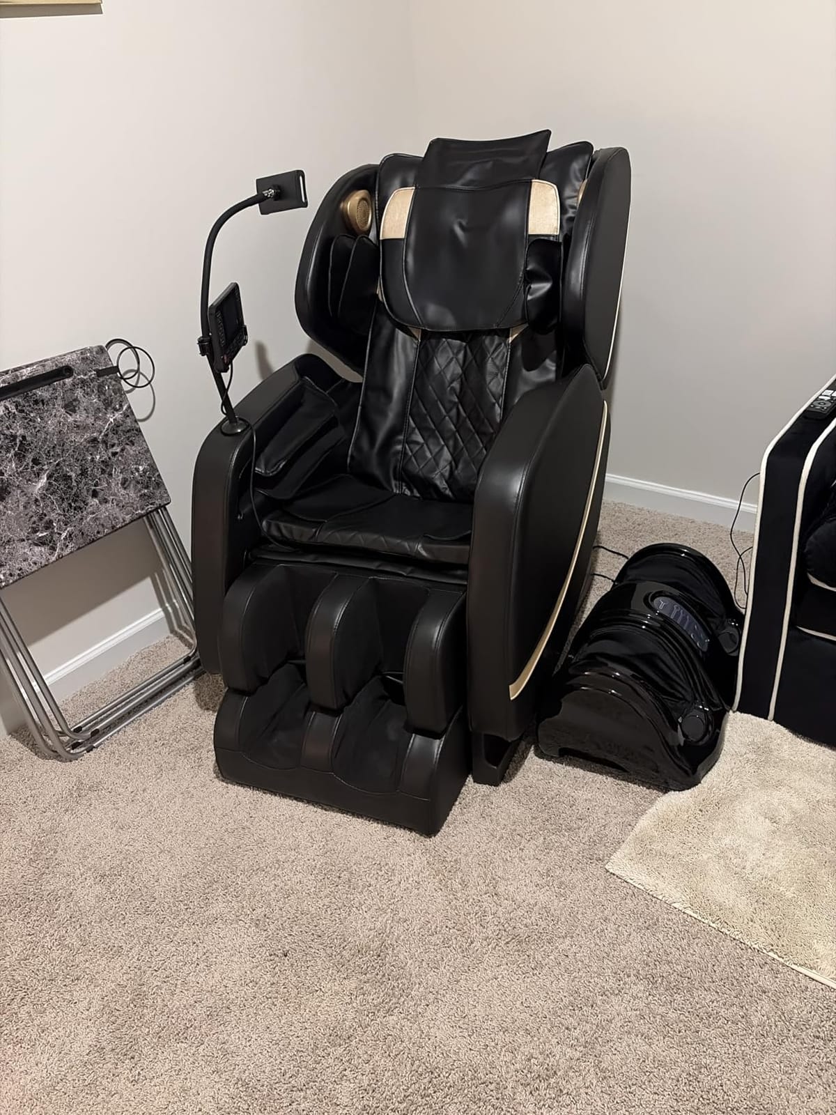 Megashock SL Track Massage Chair, Zero Gravity, Full Body, for Home Office customer photo 2