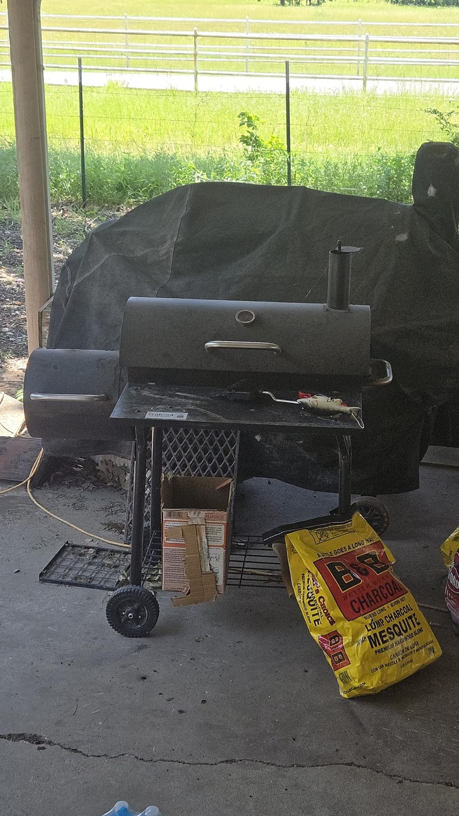Realcook Charcoal Grill with Offset Smoker: Spacious Barrel Charcoal Grills | with 800 Sq. In. Cooking Space - BBQ Offset Smoker Combo for Backyard Parties Weekend Barbecues Gatherings customer photo 2