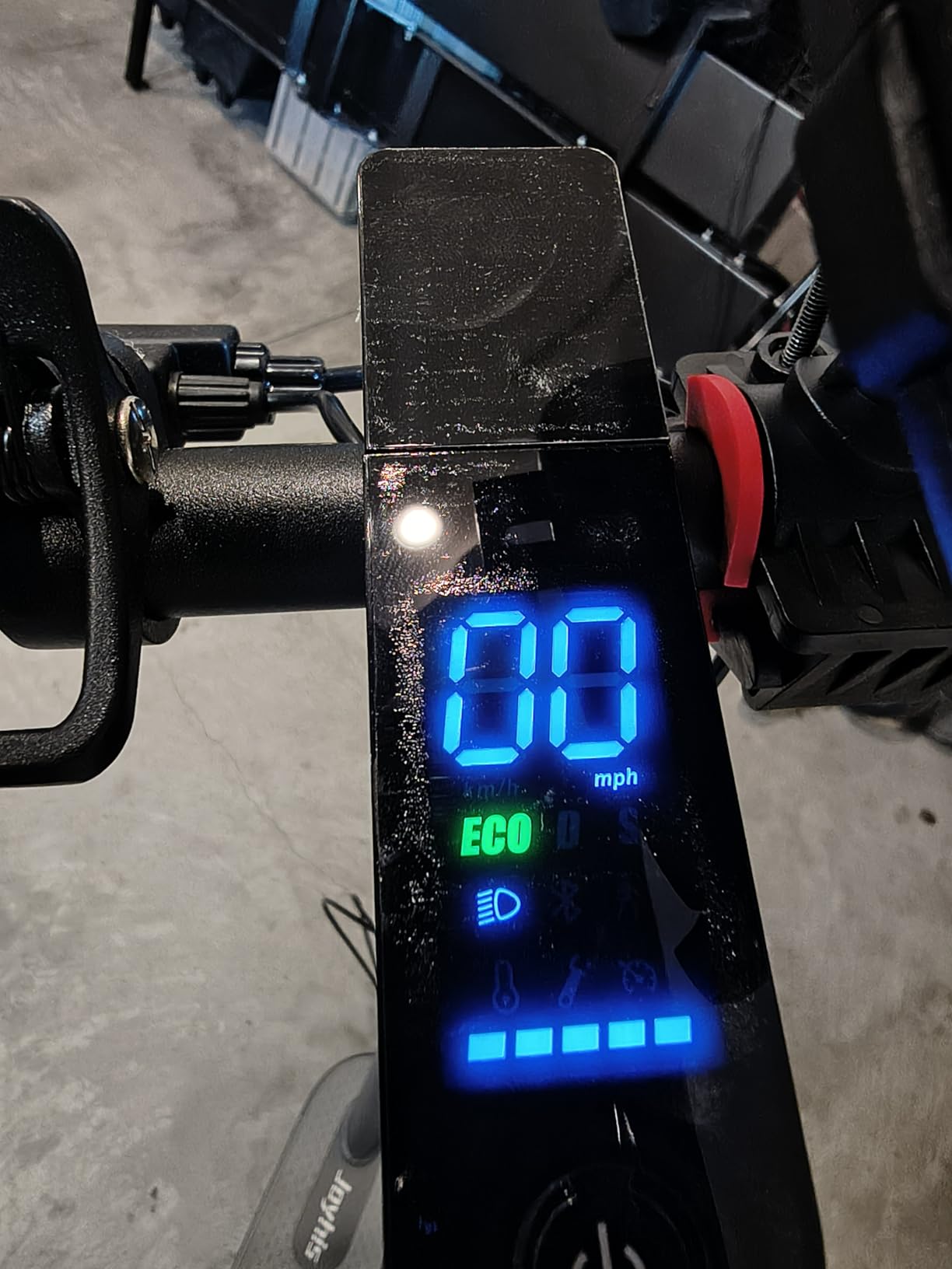350W/500W Electric Scooter for Adults & Teens - 19/22MPH & 15/22Mile Range Commuter E-Scooter with App Control, with Seat (Option), Dual Suspension (Option) customer photo 1