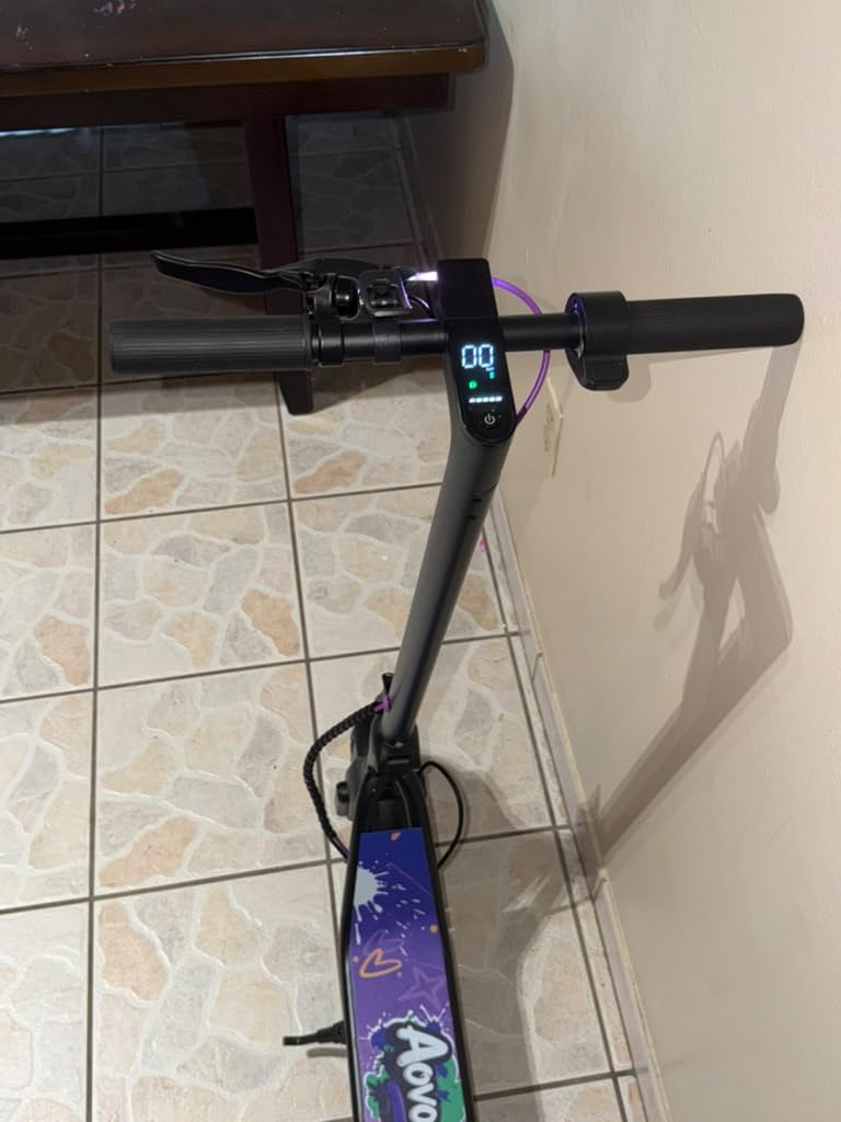 Aovowheel Electric Scooter for Adults, Folding E Scooter with 250W-500W Motor 16-24 Mph Top Speed, Max 15-60Miles Long Range,Commuting Scooters with 6.5''/8.5''/10''/14'' Tires, Dual Brakes customer photo 2