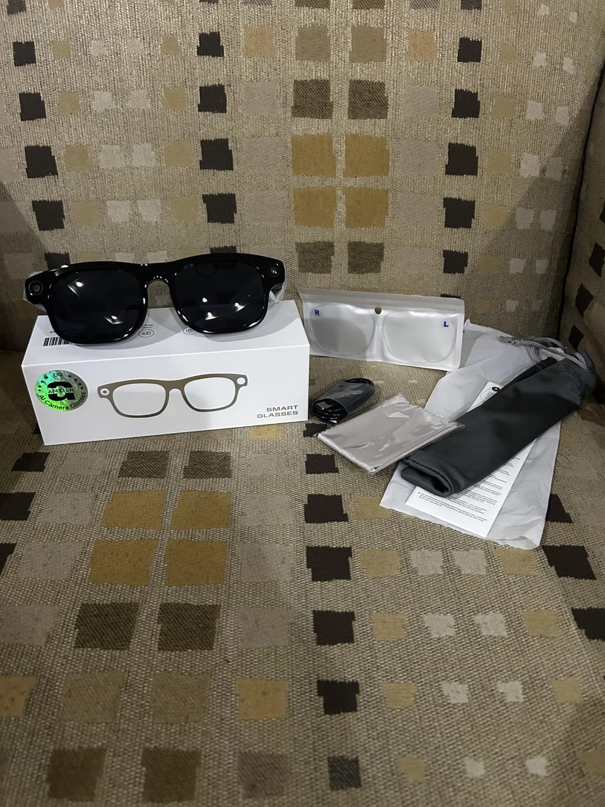 AI Smart Glasses with Camera, 8MP HD Bluetooth Camera Glasses for Women Men customer photo 1