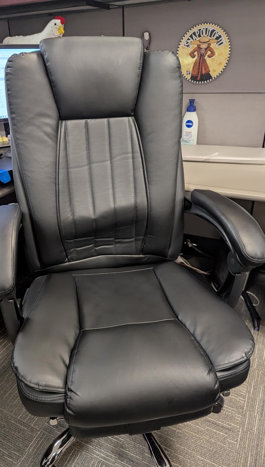 500LBS Massge Office Chair with Foot Rest,6 Points Vibration & Heat Big and Tall Office Chair with Back Support, Ergonomic Comfort 135° Reclining Desk Chairs Managerial Chairs for Heavy People customer photo 1