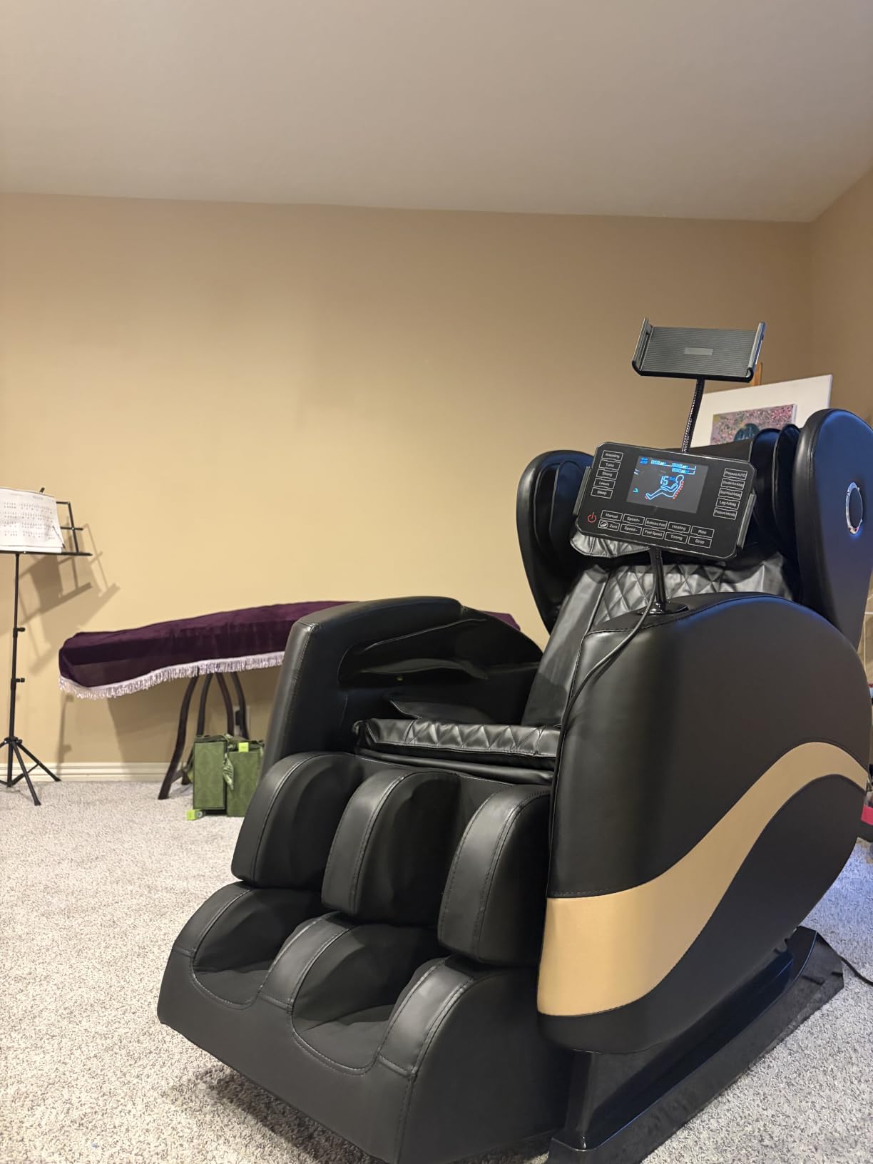 TLIFE Massage Chair Full Body Zero Gravity Recliner 14 Fix Rollers, Black customer photo 2
