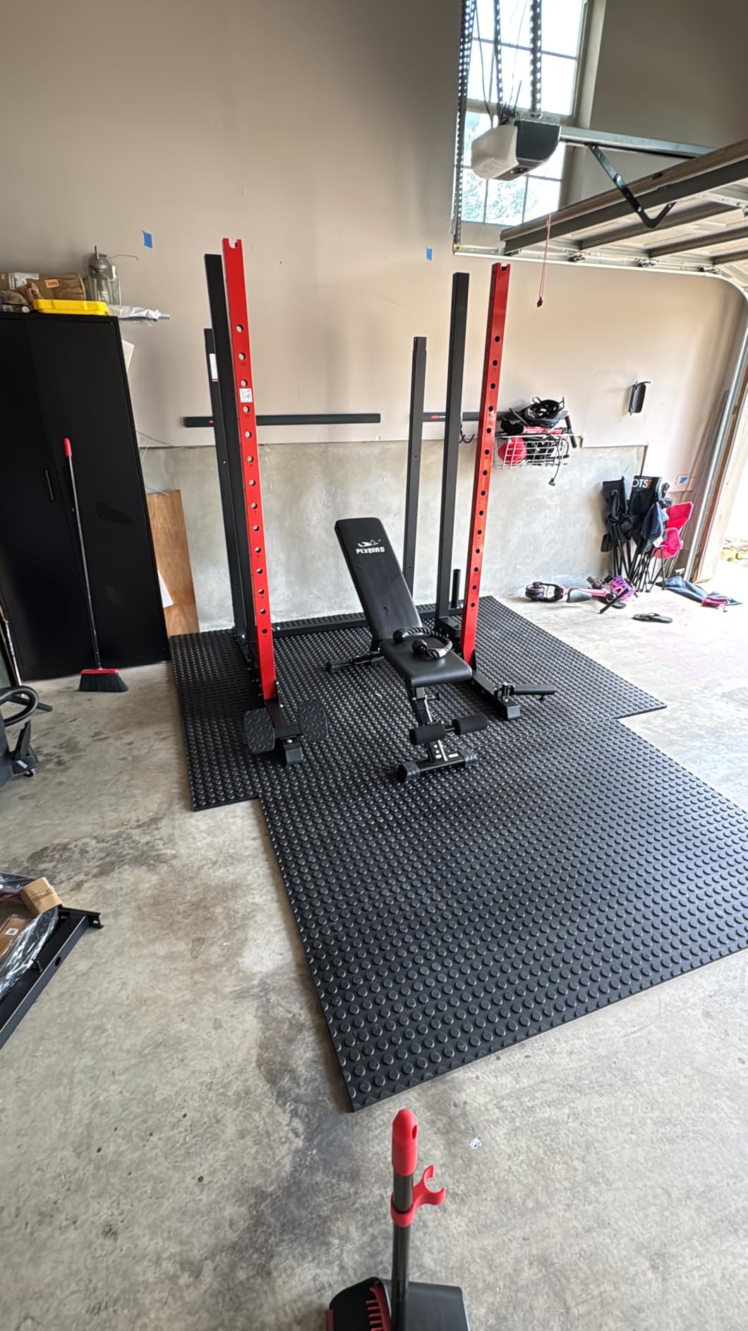 pooboo Power Cage Smith Machine with 2000LB Squat Rack Cable System customer photo 2