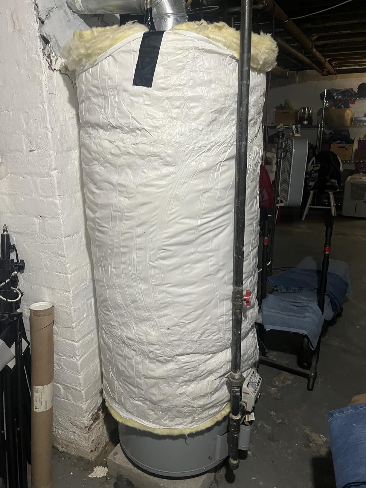 Frost King SP57/11C All Season Water Heater Insulation Blanket, 3” Thick x 48” x 75”, R10 customer photo 1