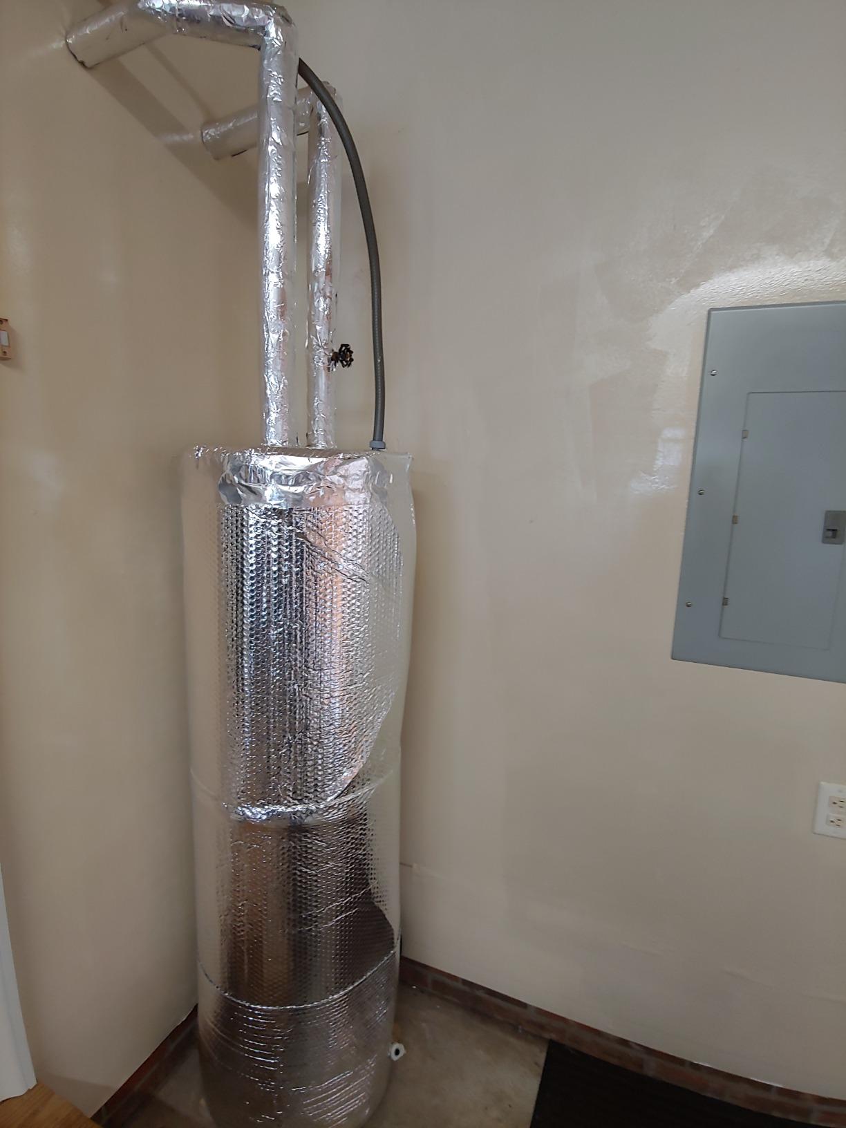 HOT WATER TANK HEATER INSULATION JACKET DIY 'PREMIUM' KIT :ENERGY SAVING REFLECTIVE FOIL FITS 40 GALLON/180 LITRES. MANUFACTURER OF THIS KIT FOR 27 YEARS. EXCLUSIVELY SOLD BY 'JR GLOBAL SALES' ONLY customer photo 1
