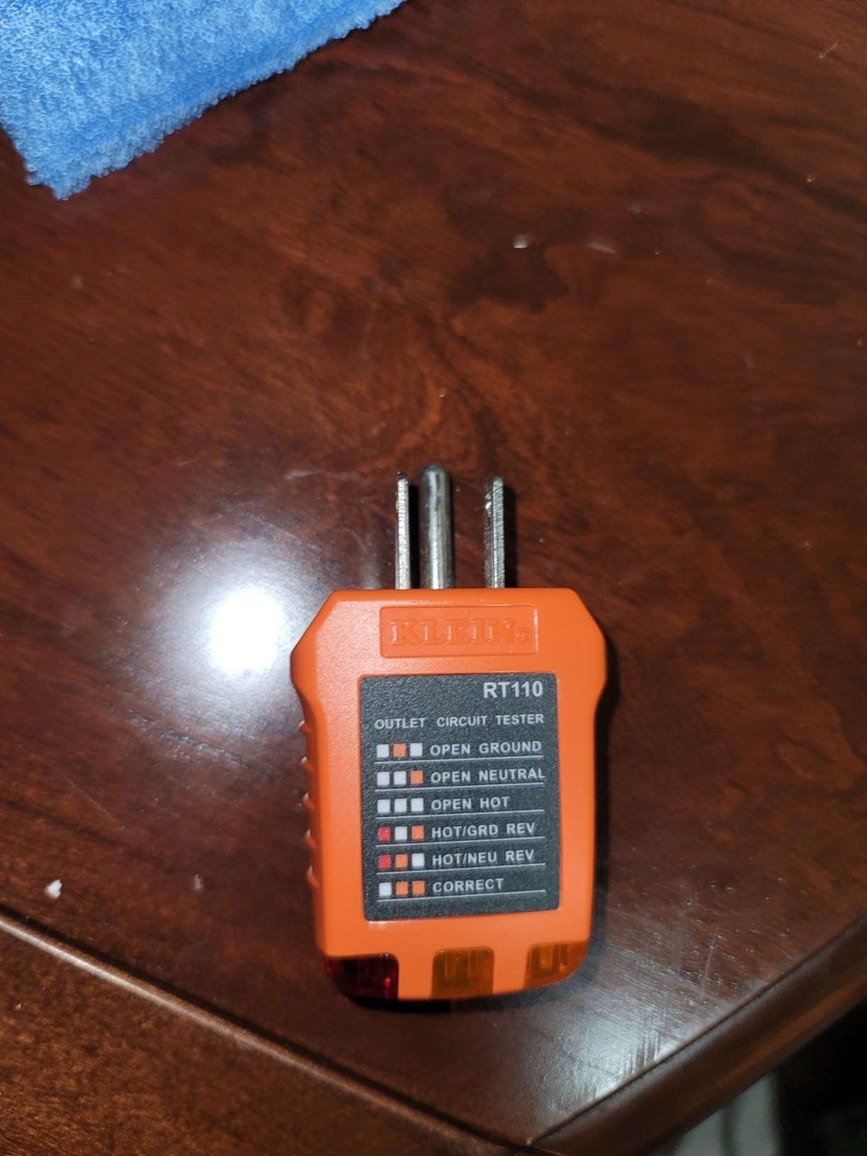Klein Tools RT110 Outlet Tester, AC Electrical Receptacle Tester for North American Outlets customer photo 2