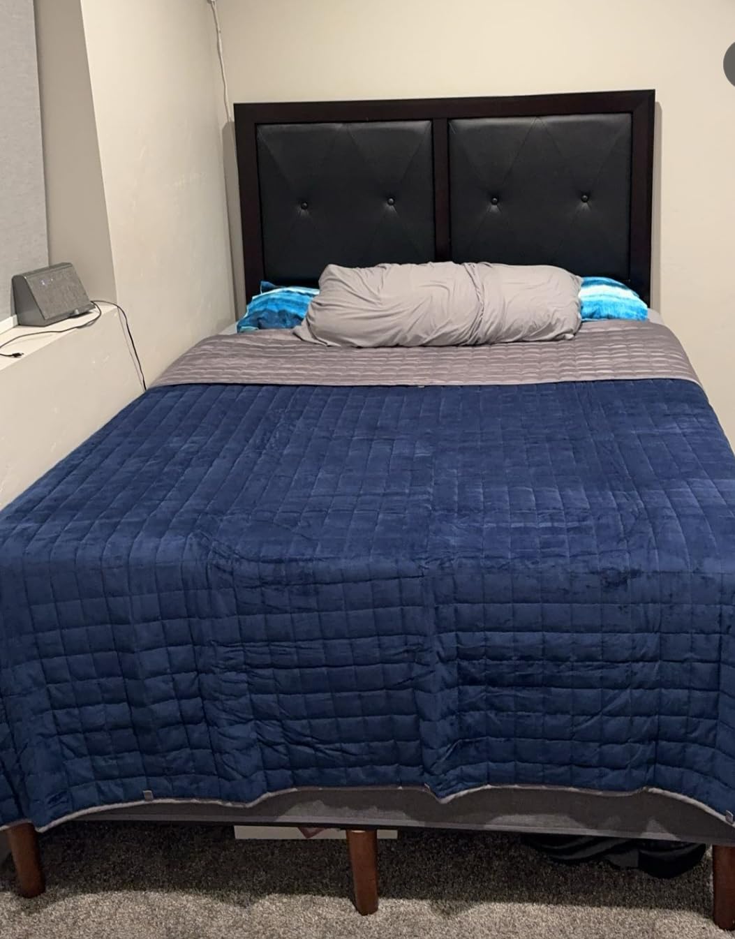 YnM Cooling Weighted Blanket for Adults, 25lbs Heavy Bed Throw for One Person of 240lbs, Perfect for Hot Sleepers or Warm Climates with Cooling Rayon/Glass Beads(60x80 Inches,Queen Bed, Blue Grey) customer photo 1