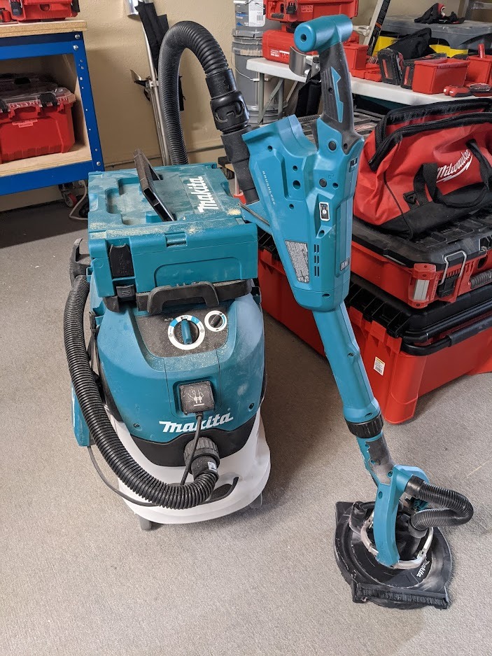 Makita VC4210L 11 Gallon Wet/Dry HEPA Filter Dust Extractor/Vacuum customer photo 1