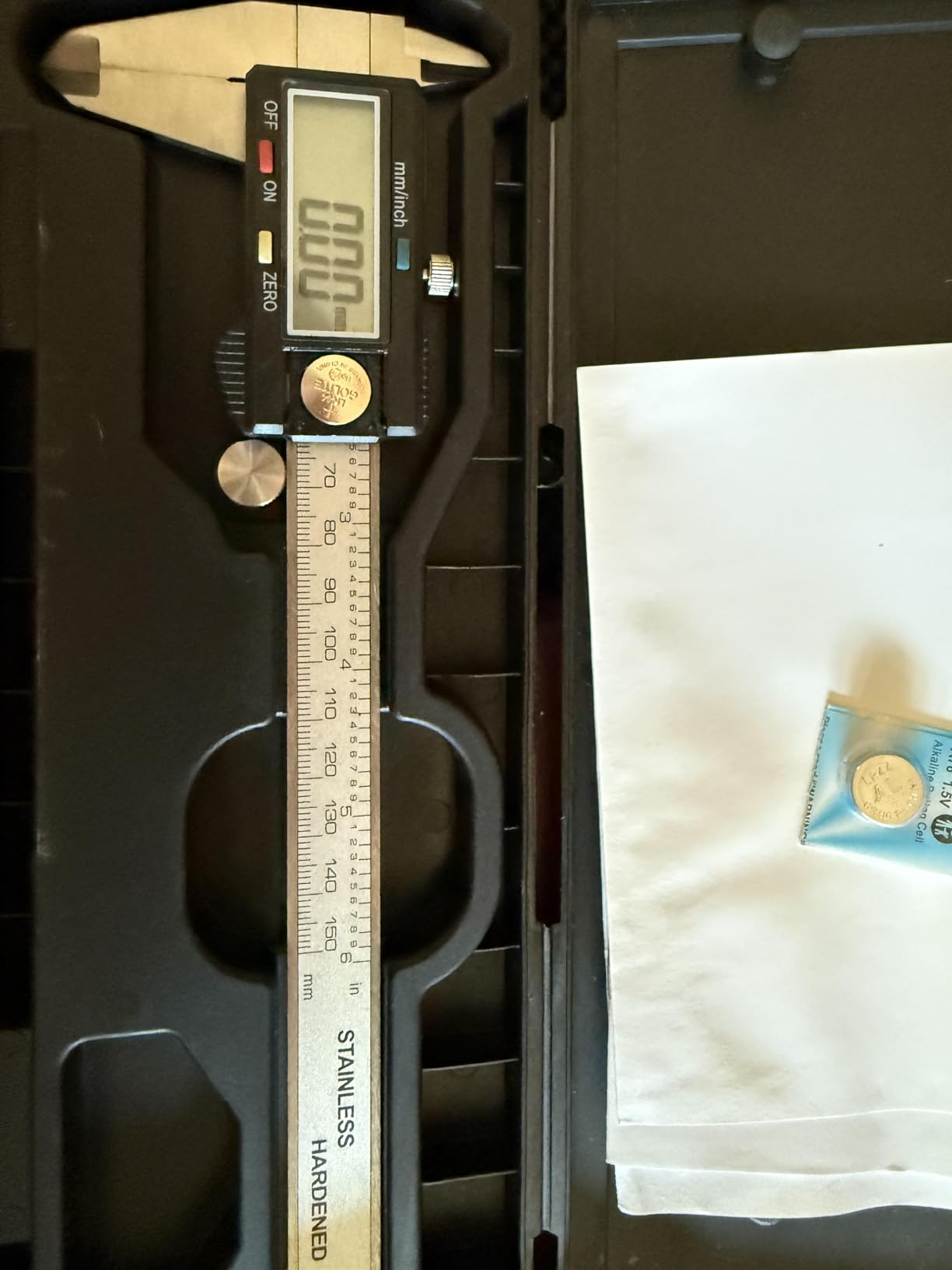 Caliper Measuring Tool, Qfun Vernier Digital Caliper Stainless Steel 6 Inch/150mm, Digital Micrometer Waterproof, Easy Switch from Inch to Millimeter, Large LCD Screen customer photo 1