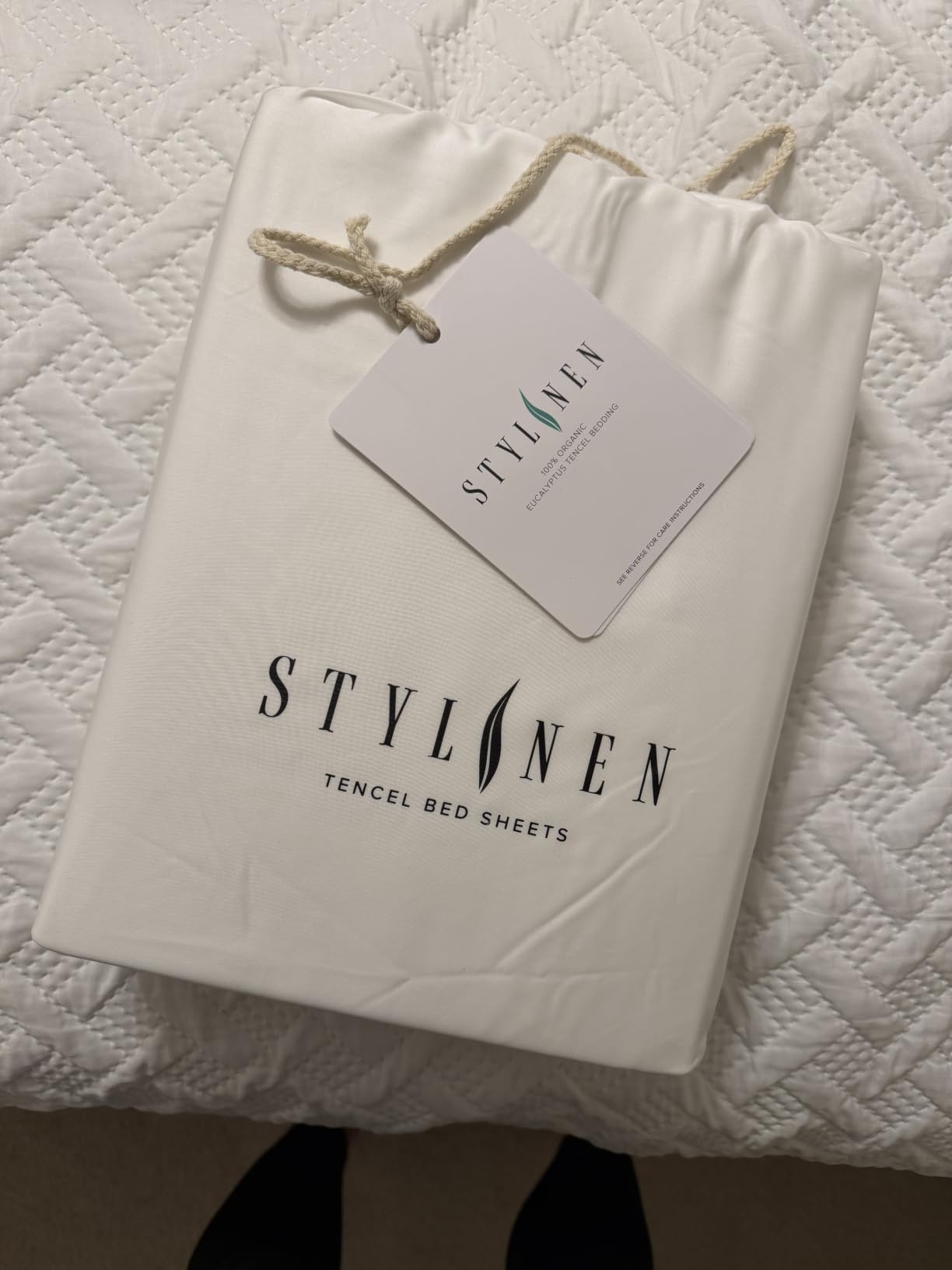 Stylinen 100% Organic Eucalyptus Bed Sheets Queen Size 4 Piece Set, Tencel Lyocell, Silky Soft & Smooth, Breathable, 16 Inch Deep Pockets, 1 Fitted, 1 Flat, 2 Pillowcases (Queen, Sand) customer photo 2