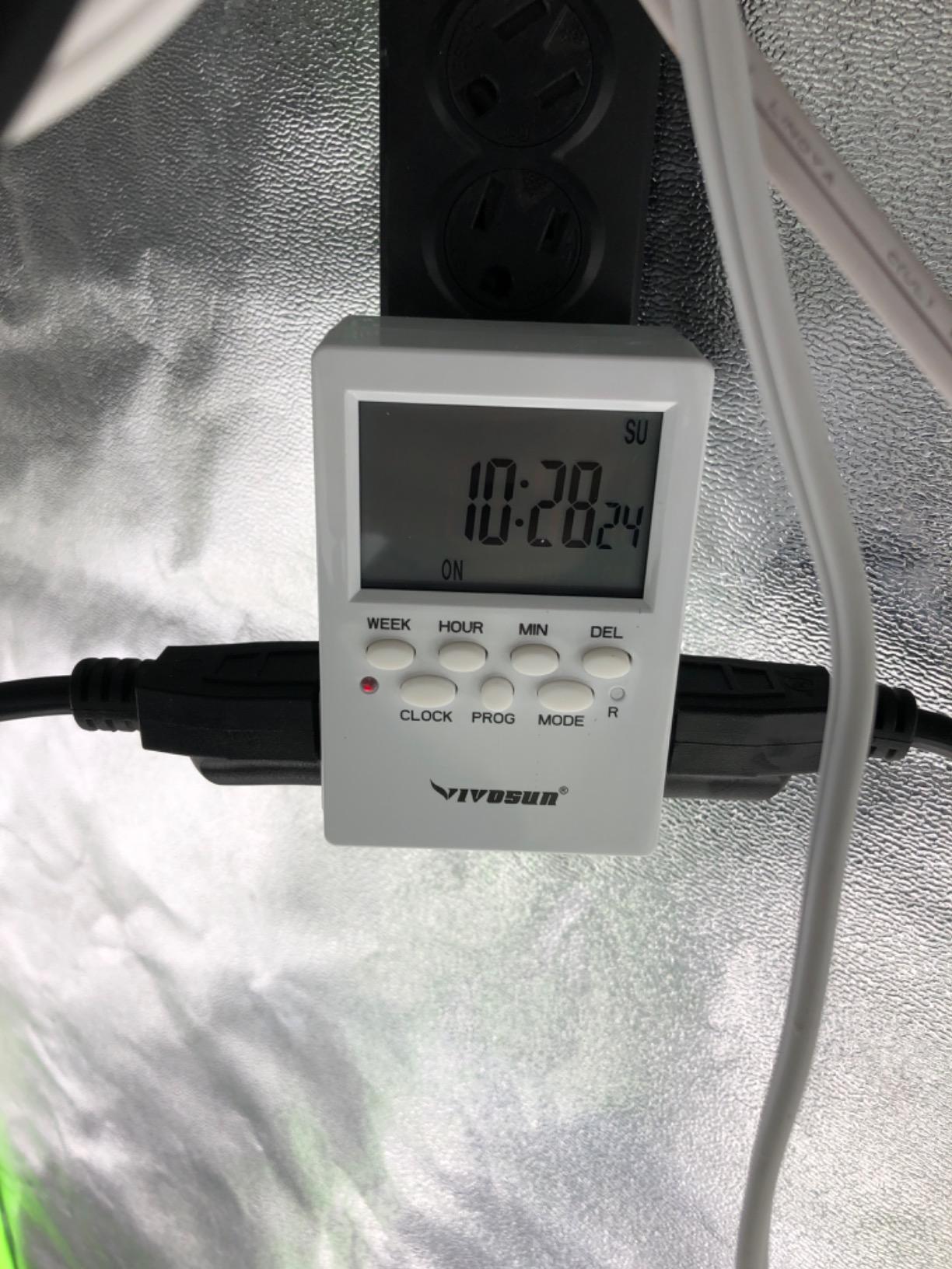 VIVOSUN Digital Timer Outlet 7 Day Programmable Digital Outlet Timer with 2 Independent Outlets 3 Prong, 20 on/Off Programs Groups, Countdown Setting, Indoor for Light Lamp, Fan（1Pack） customer photo 2