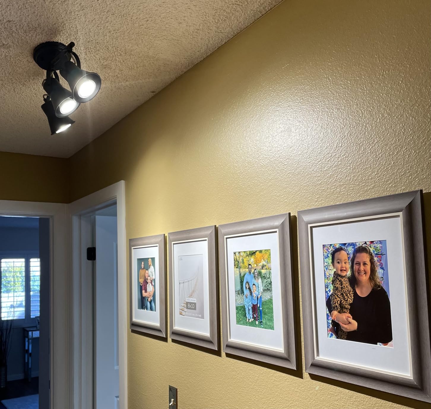 KEESFU 4-Light Track Lighting Kit,Black Semi Flush Mount Ceiling Light with 4 Rotatable Light Heads,Modern Accent Lighting for Livingroom,Bedroom,Hallway,Art Wall,Bathroom,Kitchen.(4-Light) customer photo 2
