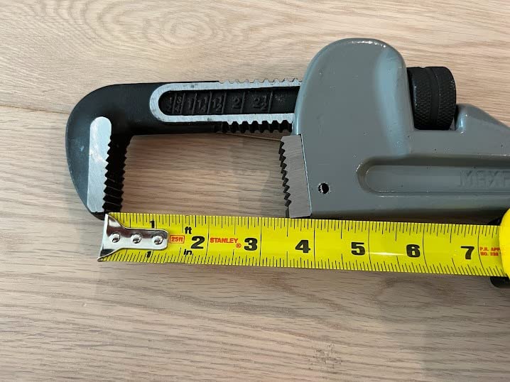 MAXPOWER 18-inch Pipe Wrench, 2.5 inch Jaw Opening Capacity customer photo 1