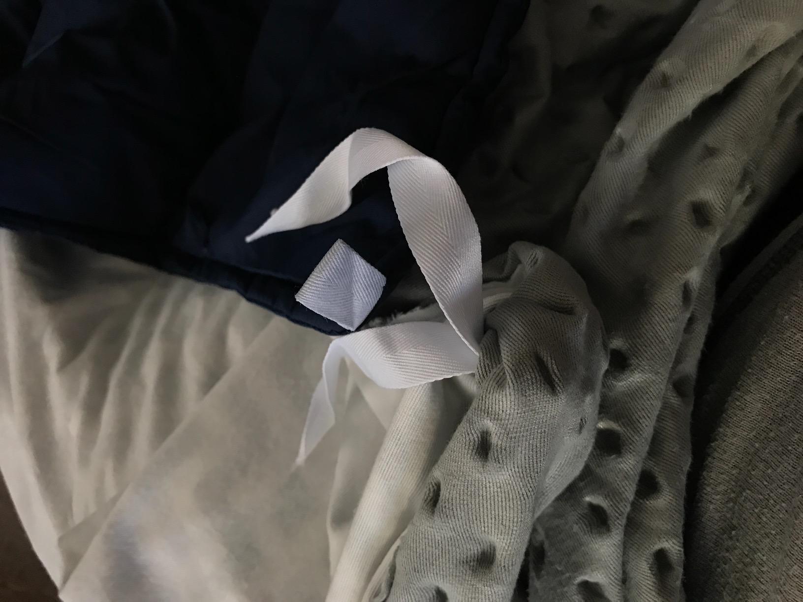 YnM Cotton King Size Weighted Blanket for Adults (88x104 Inches, 30 Pounds, Navy), Smallest Compartments with Cooling Glass Beads,Heavy Blanket for Two Persons of 140~240lbs on Queen or King Bed customer photo 1