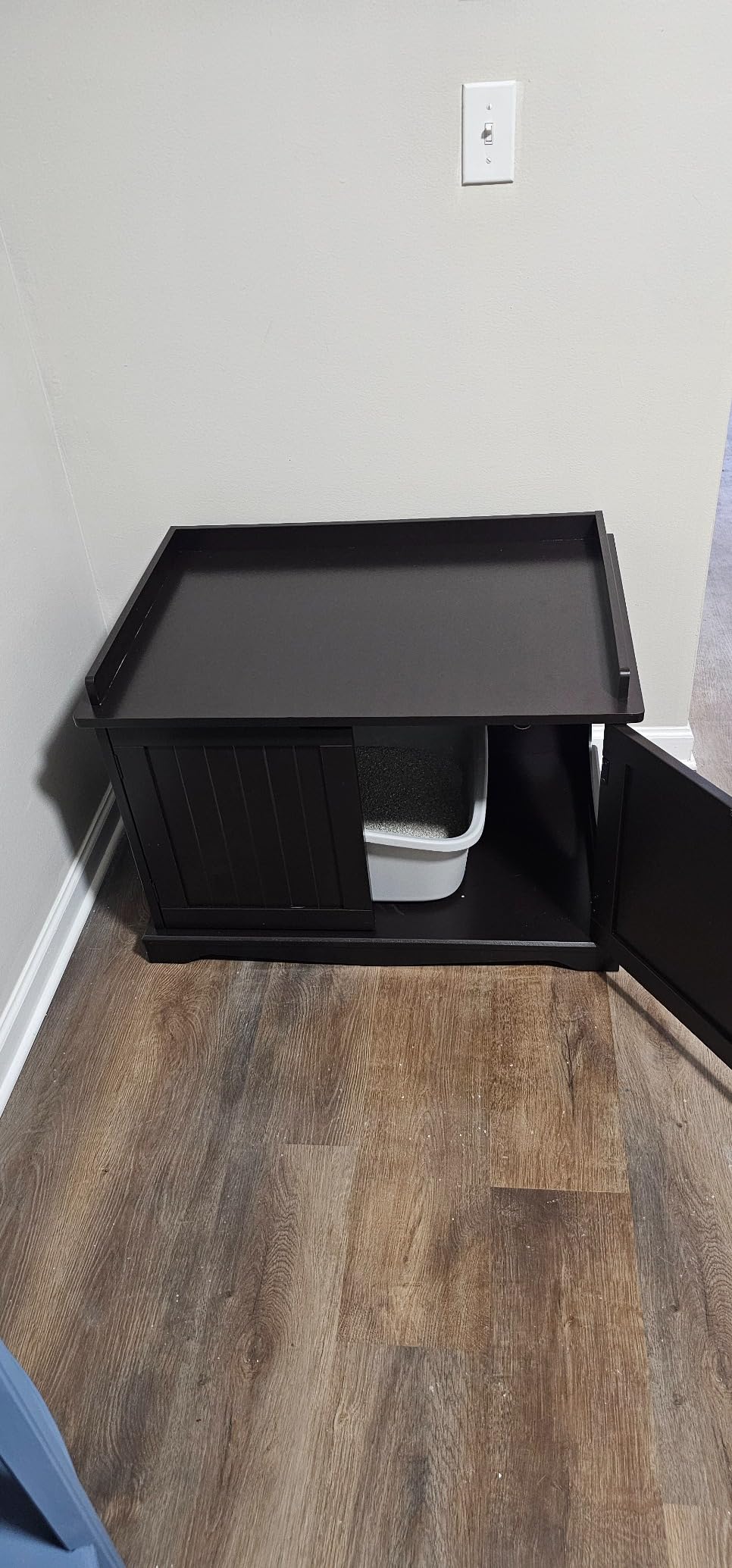 Yaheetech Cat Litter Box Enclosure, Hidden Litter Box Furniture with Multiple Air Vents, Wooden Storage Cabinet, Multi-Functional Side Table for Small & Medium Pets, White customer photo 2