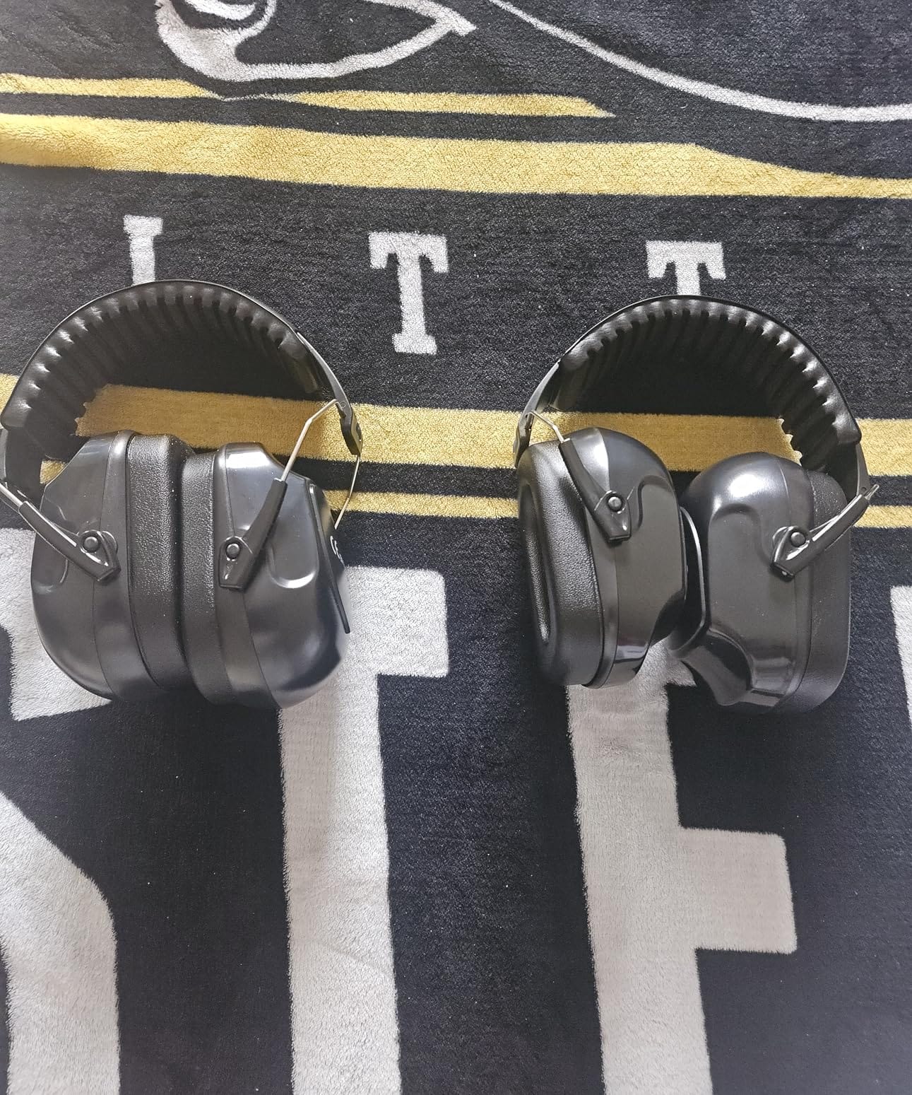 Floriogra 2 Pack 34dB Noise Canceling Headphones For Shooting, Hearing Protection Earmuffs, Ear Protection Headphones, Thickened Headband Ear Muff For Noise Reduction for Shooting, Construction,Mowing customer photo 1