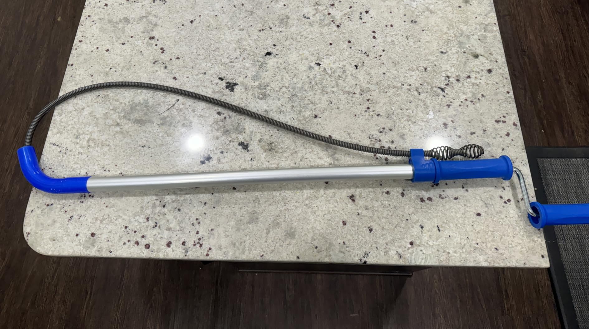 Meisterfaktur toilet snake [6 feet] - toilet auger for heavy toilet blockages - No damage thanks to silicone protection - the closet auger for real DIYs! (6 FEET) customer photo 1