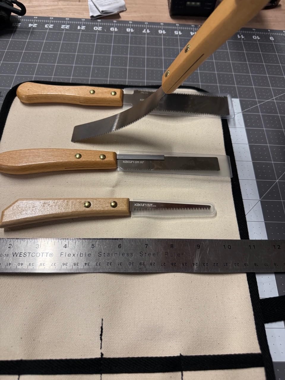 KAKURI Mini Japanese Saw Set, 4-Piece Pull Saw Kit with Canvas Tool Roll customer photo 1