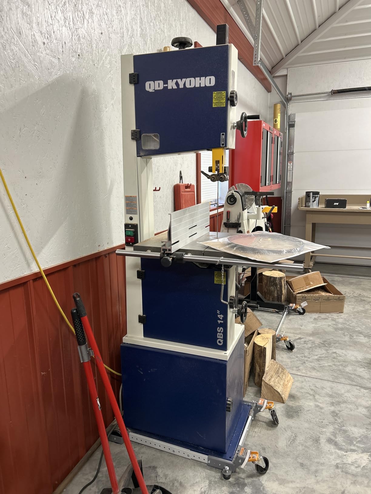 Band Saw, 14 Inch Bandsaw for Woodworking, 1445 & 2950 FPM Dual-Speed Bandsaw, 2 HP,120 V 14-Amp Motor, Band Saws with Solid Cast Iron Table, Iron Bandsaws with Overload Protection customer photo 1