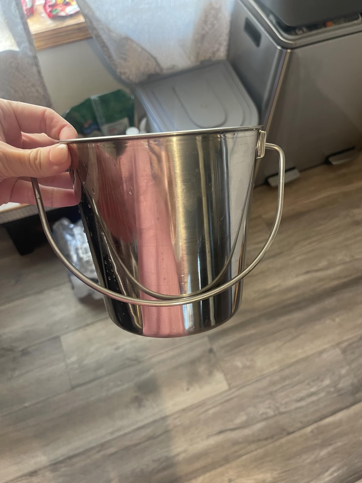 13 quart Heavy Duty Stainless Steel Round Bucket with Handle | 3.25 gal Sturdy Food & Water for XXL Dogs Goats sheep Horse & Livestock | Fits kennel Crate Cage Farm | Hanging Utility Pail customer photo 1