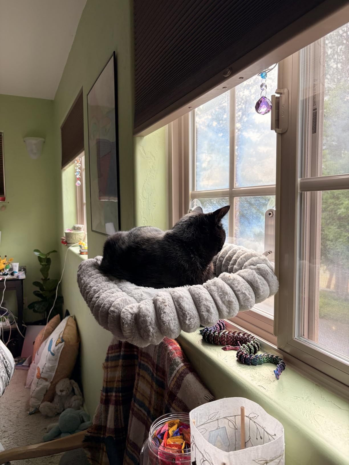 Zakkart SnugCloud Foldable Cat Window Perch (Cream White, M) customer photo 1