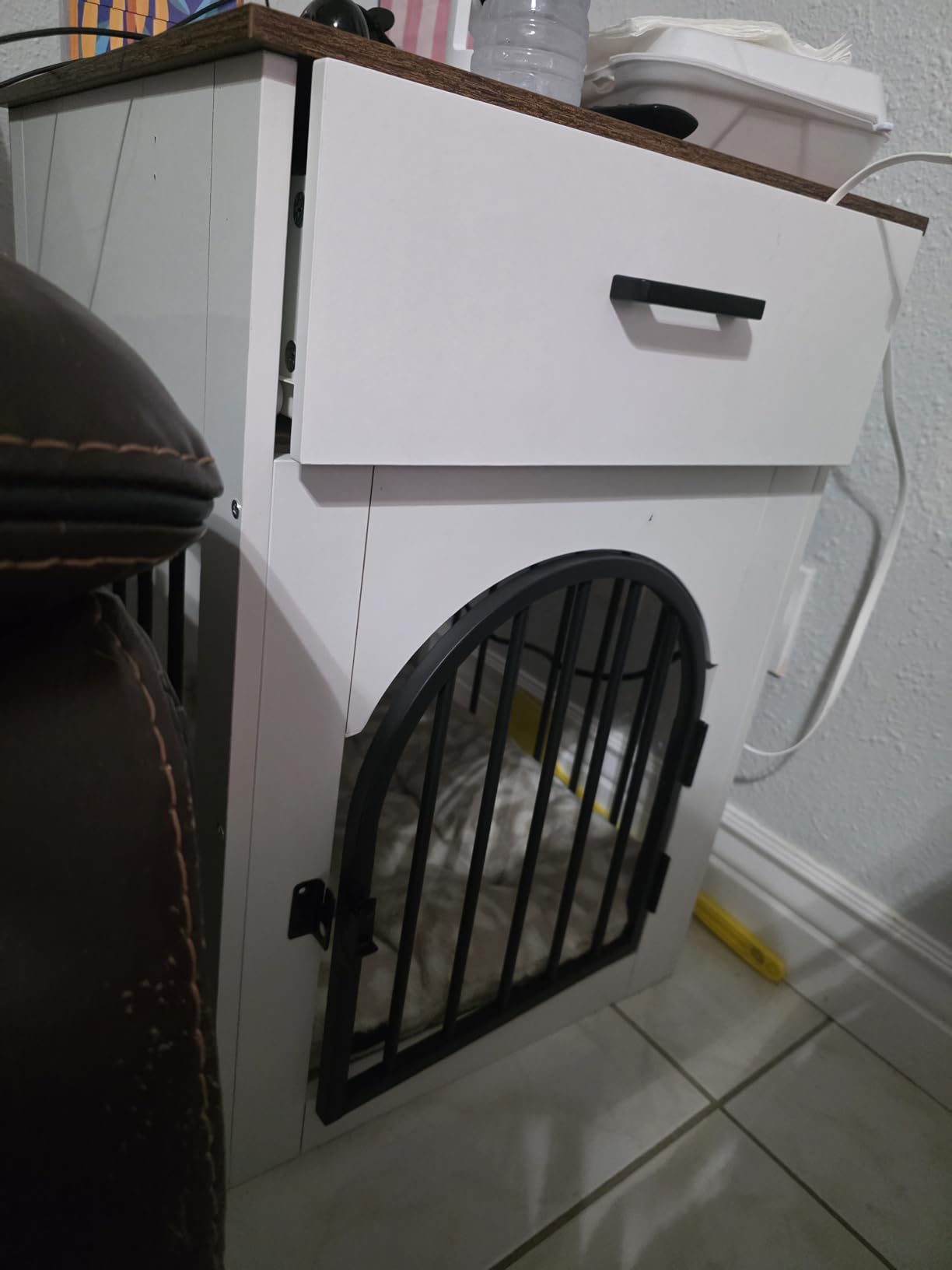 CHOEZON Dog Crate Furniture, Wooden Dog Kennel with Charging Station and Storage Drawer, Indoor Pet Crate End Table for Small Breeds, Dog Cage Furniture for Living Room, Bedroom, Greige MGW01UFH customer photo 2