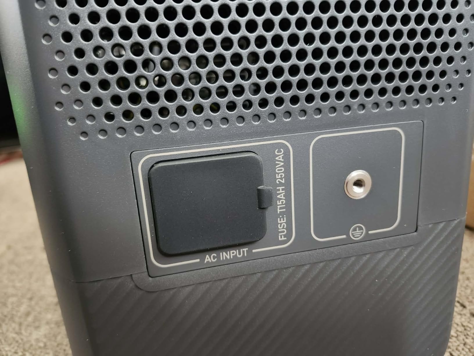 BLUETTI Elite 100 V2 Portable Power Station with Solar Cable 1024Wh 1800W customer photo 1
