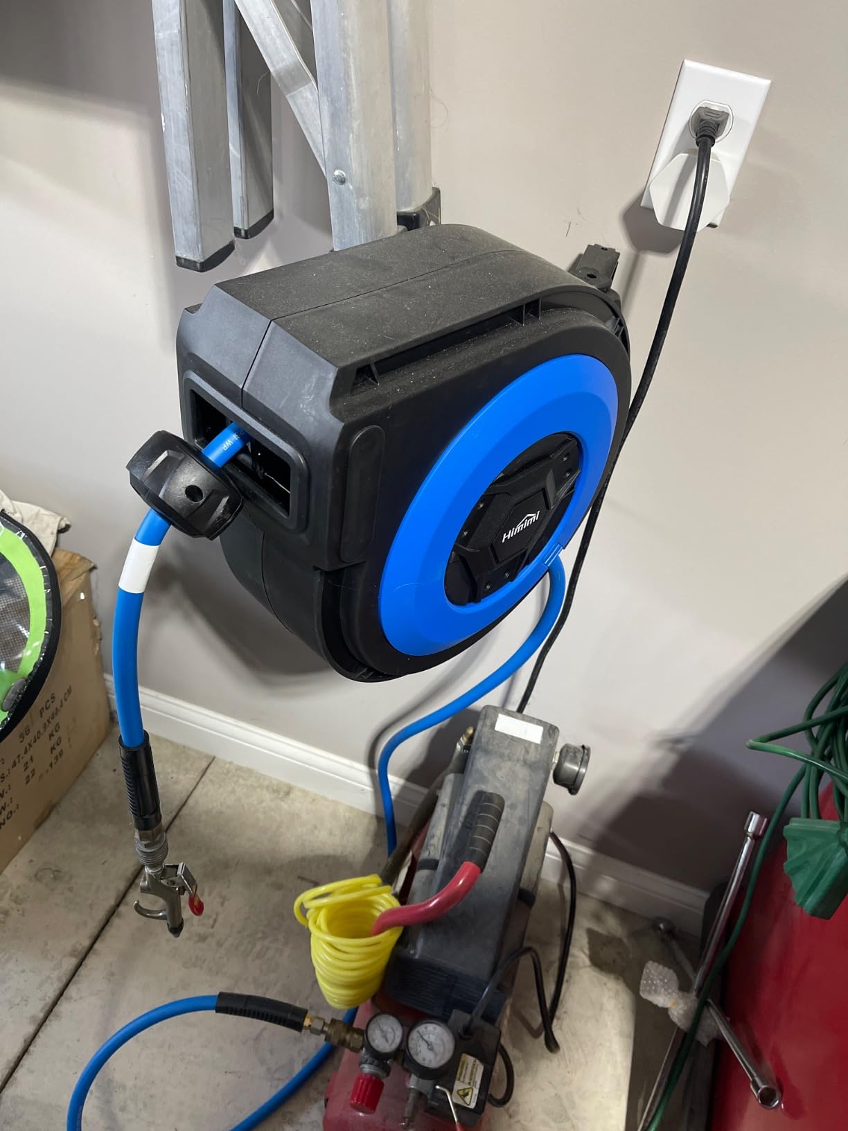 Retractable Air Hose Reel, 3/8