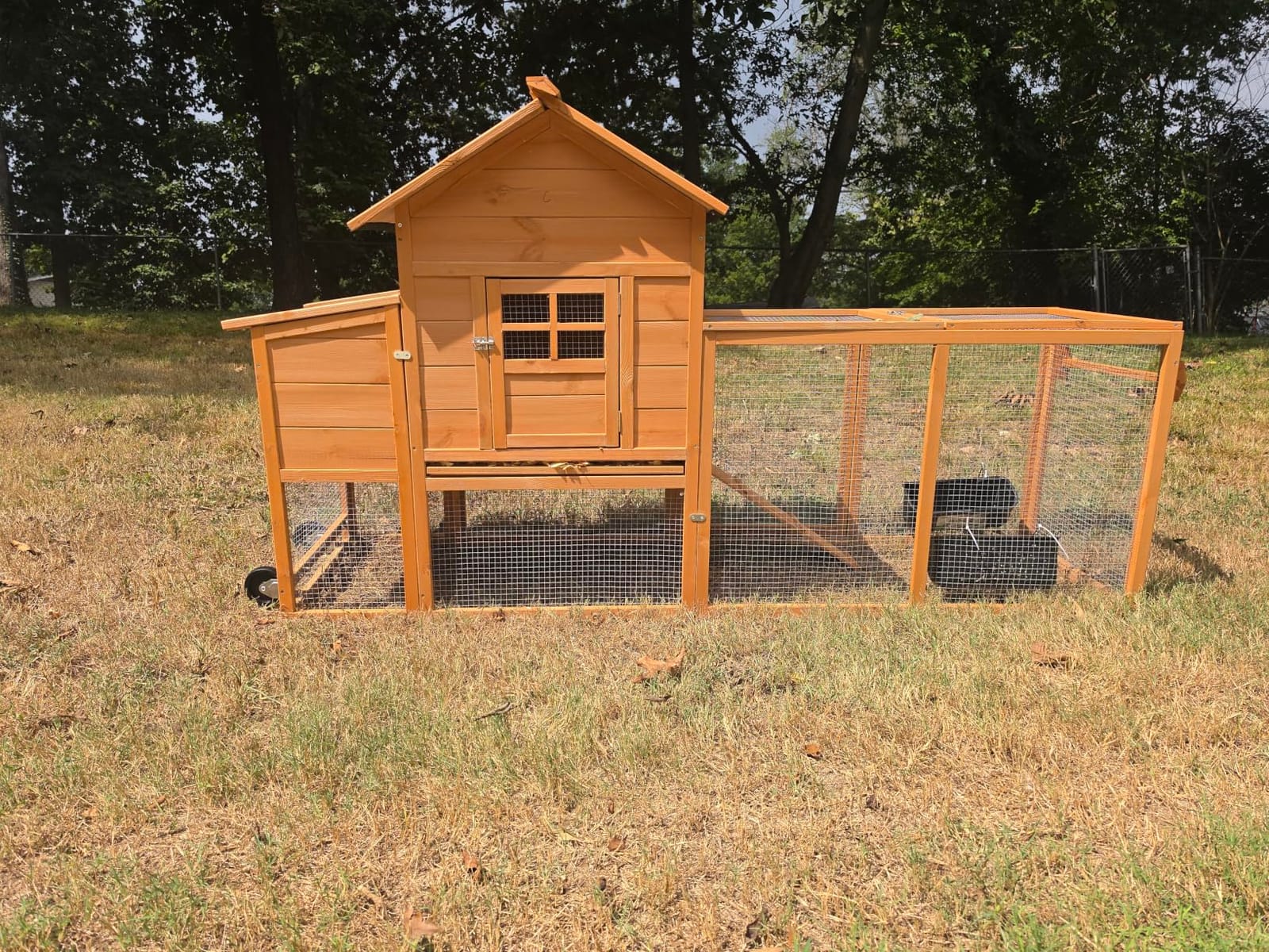 Outdoor Mobile Chicken Coop with Wheels and Sun Board for 4 Chickens customer photo 2