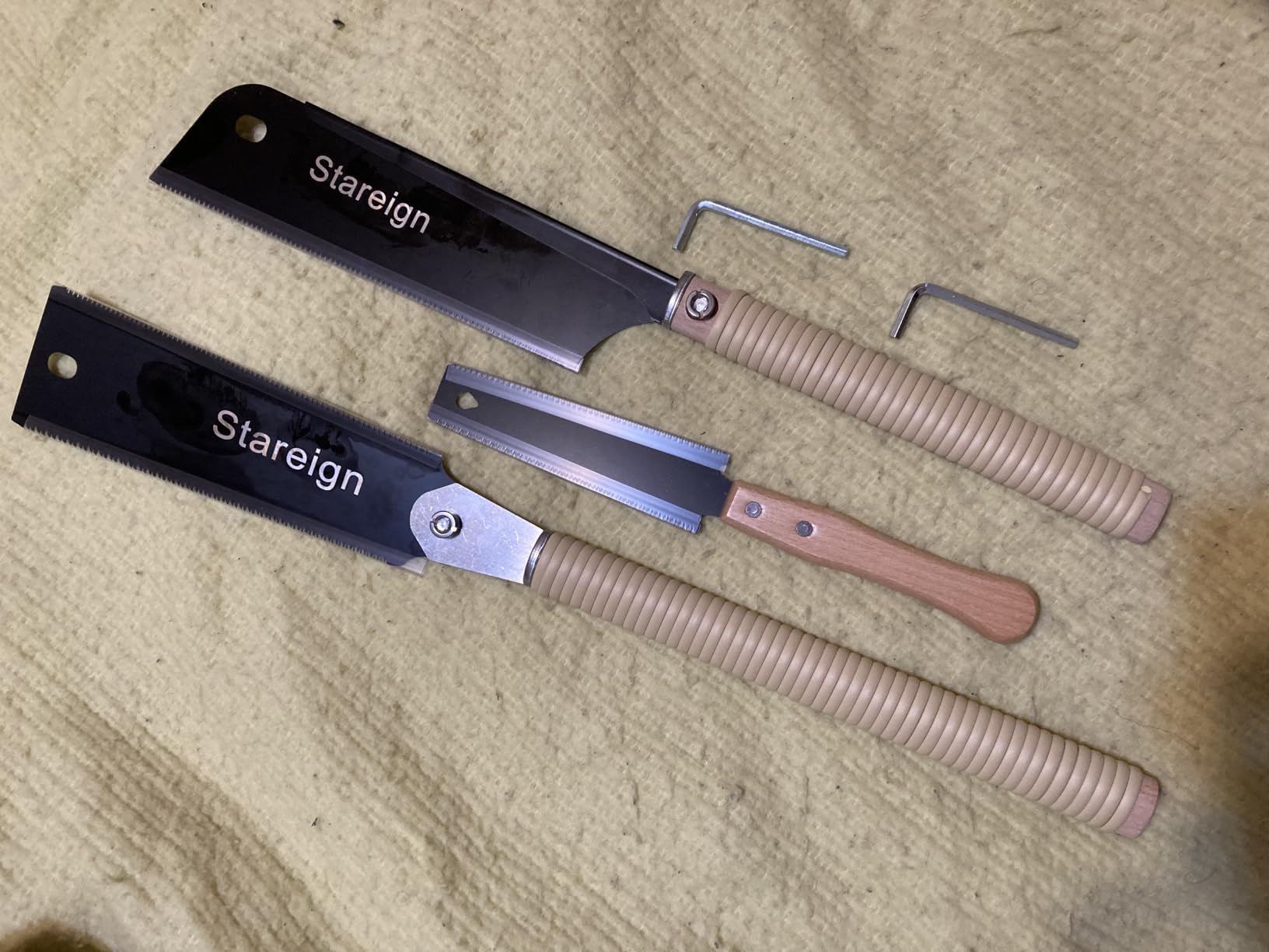 3 Pack Hand Saw Set with 2 Ergonomic Handles, Includes Japanese Pull Saw & Multi-Purpose Blade, Heavy Duty Woodworking Tool for DIY, Carpentry, Cutting Wood & Plastic customer photo 1