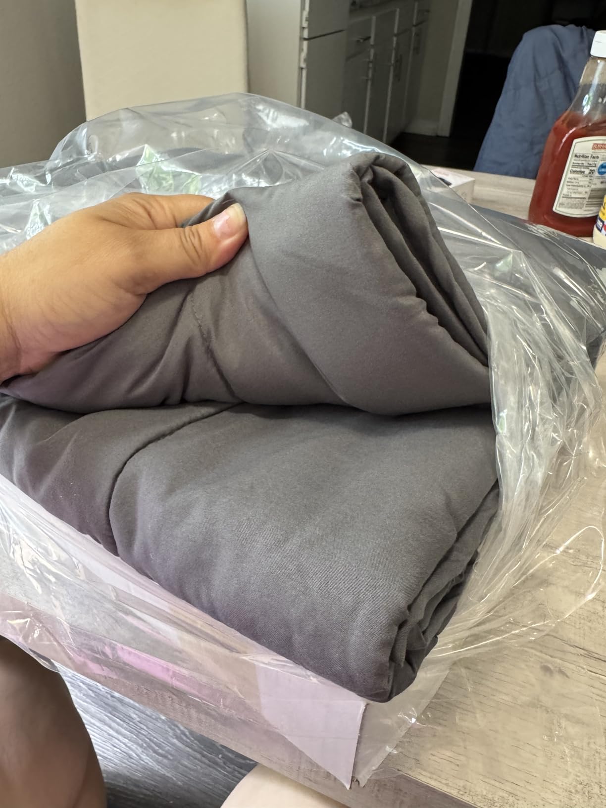 Smart Queen Weighted Blanket 25lbs (78”x85”,Grey) King Size Soft Cooling Heavy Blanket for Sleeping, Breathable All Season Comfort with Premium Glass Beads,Machine Washable customer photo 1