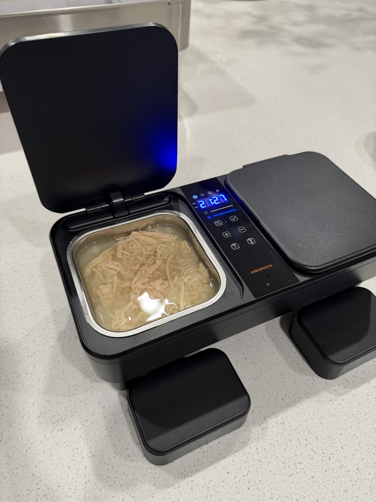 Meowant Automatic Wet Food Cat Feeder, Semiconductor Cooling & Pre-Heating customer photo 1