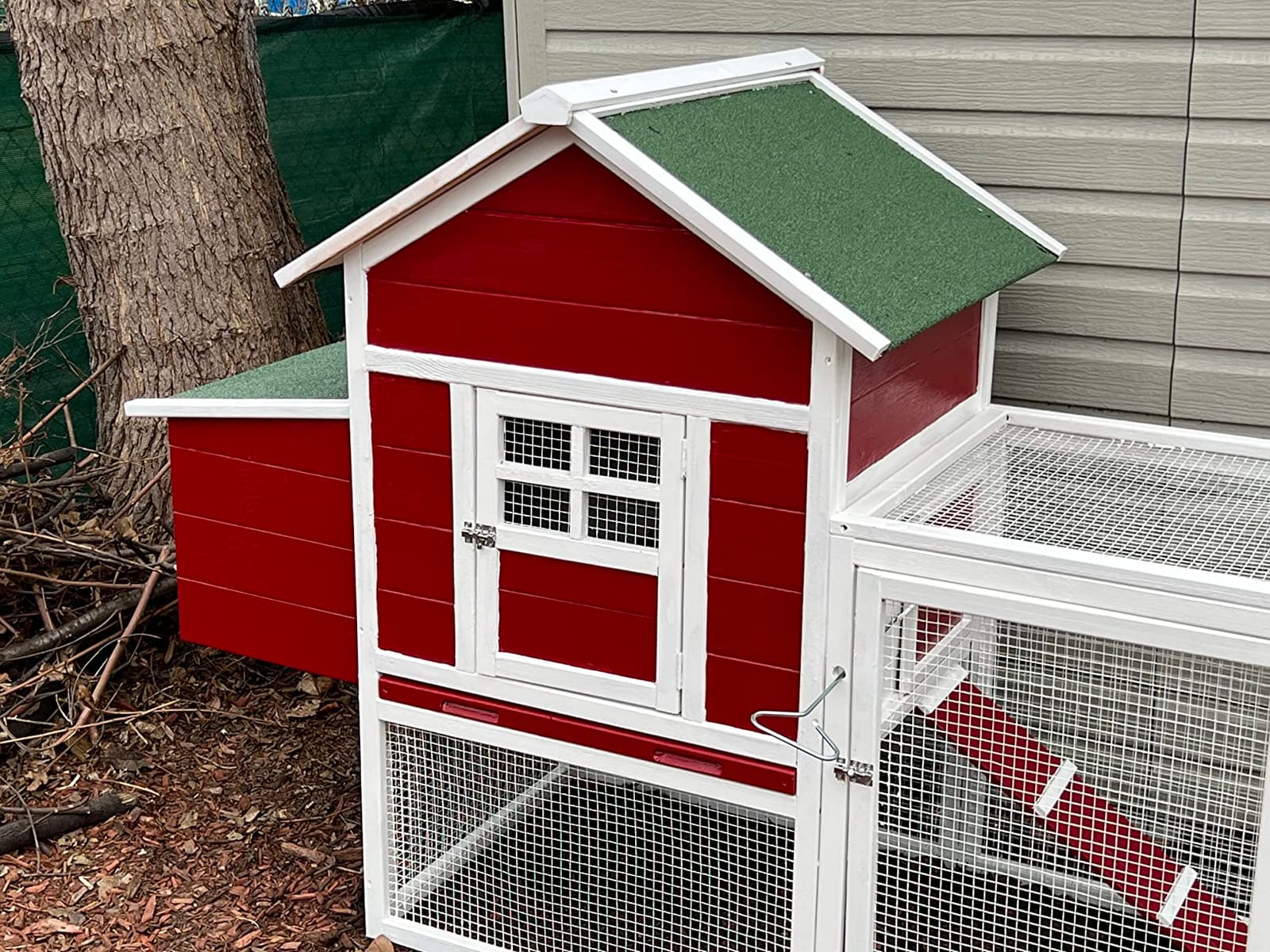Large Chicken Coop with Wheels, Waterproof Outdoor Hen House for 6-8 Chickens, Movable Chicken House with Nesting Boxes, Removable Tray, Wooden Rabbit Hutch with Ventilation Window(Black) customer photo 2