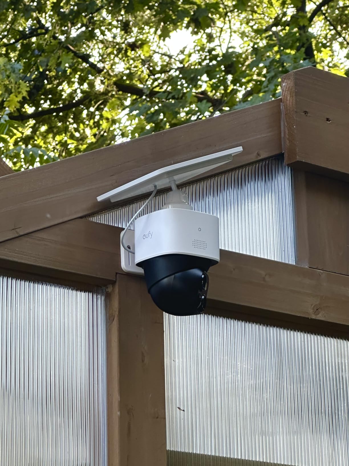 eufy Security SoloCam S340, 6-Cam Kit, 3K Dual-Lens Solar Security Camera customer photo 2